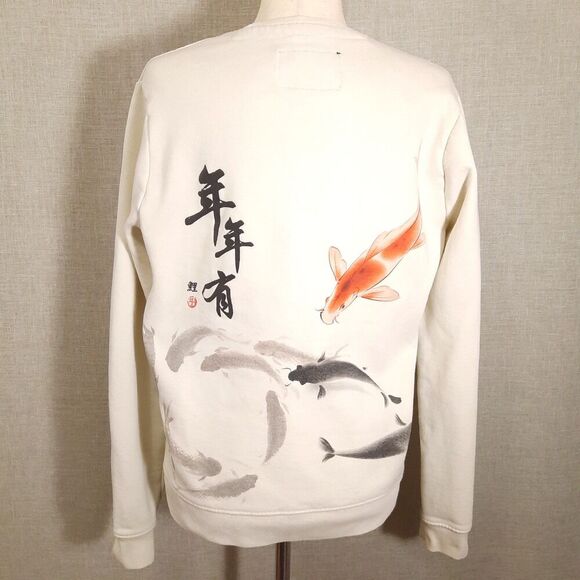 Blind Rooster Asian Graphic Sweatshirt Women's SZ Medium "Every Year Have Fish" - Picture 3 of 16